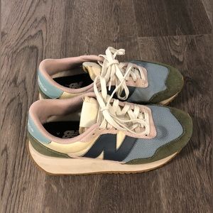 Women’s New Balance Shoes